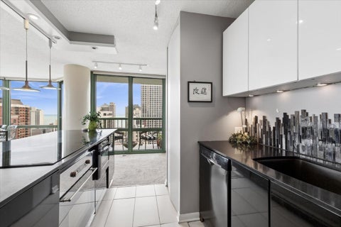 Tiny photo for 111 W Maple Street #2701, Chicago, IL 60610 (MLS # 12764778)