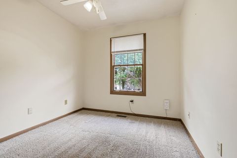 Tiny photo for 510 E Mulberry Street #1, Bloomington, IL 61701 (MLS # 12708803)
