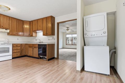 Tiny photo for 510 E Mulberry Street #1, Bloomington, IL 61701 (MLS # 12708803)