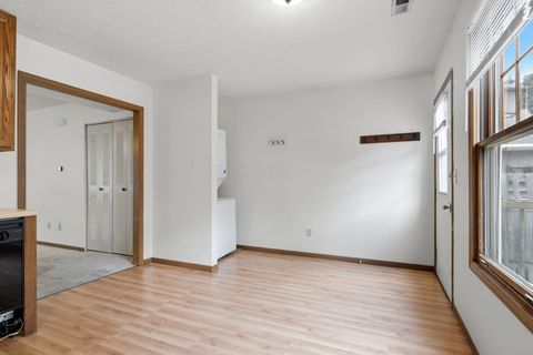 Tiny photo for 510 E Mulberry Street #1, Bloomington, IL 61701 (MLS # 12708803)