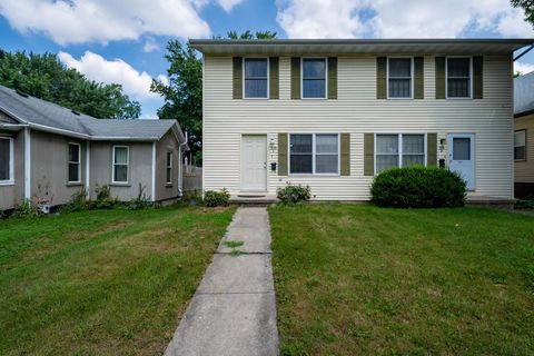 Tiny photo for 510 E Mulberry Street #1, Bloomington, IL 61701 (MLS # 12708803)