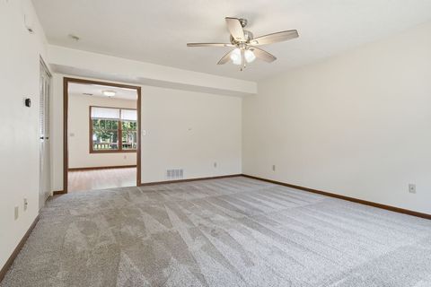 Tiny photo for 510 E Mulberry Street #1, Bloomington, IL 61701 (MLS # 12708803)