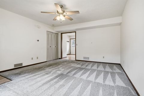 Tiny photo for 510 E Mulberry Street #1, Bloomington, IL 61701 (MLS # 12708803)