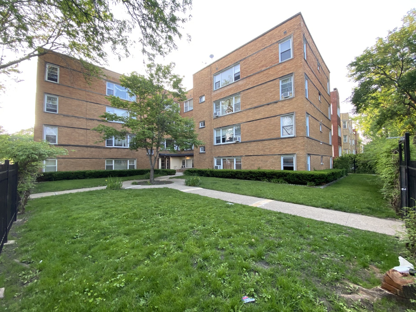 2834 W GRANVILLE Avenue 2A