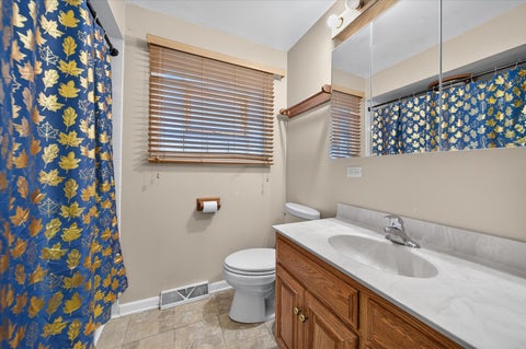 Tiny photo for 824 Dolores Drive, Bensenville, IL 60106 (MLS # 12781996)