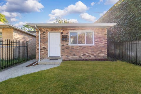 Tiny photo for 7237 S St Lawrence Avenue, Chicago, IL 60619 (MLS # 12503058)