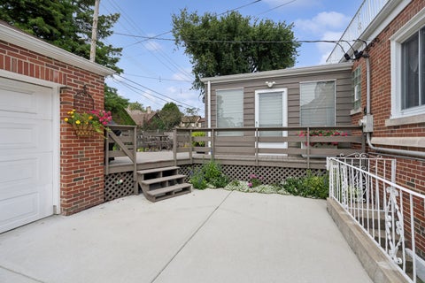 Tiny photo for 6026 N Forest Glen Avenue, Chicago, IL 60646 (MLS # 12734562)