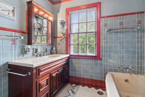 Tiny photo for 6026 N Forest Glen Avenue, Chicago, IL 60646 (MLS # 12734562)