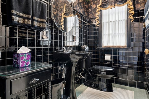 Tiny photo for 6026 N Forest Glen Avenue, Chicago, IL 60646 (MLS # 12734562)