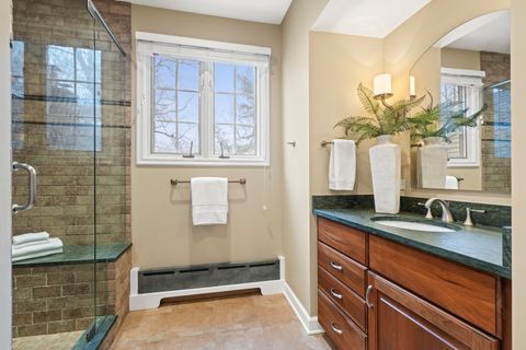 Tiny photo for 333 Simpson Street, Lake Bluff, IL 60044 (MLS # 12554005)