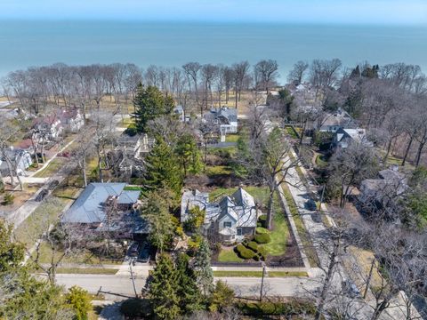 Tiny photo for 333 Simpson Street, Lake Bluff, IL 60044 (MLS # 12554005)