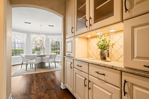 Tiny photo for 333 Simpson Street, Lake Bluff, IL 60044 (MLS # 12554005)