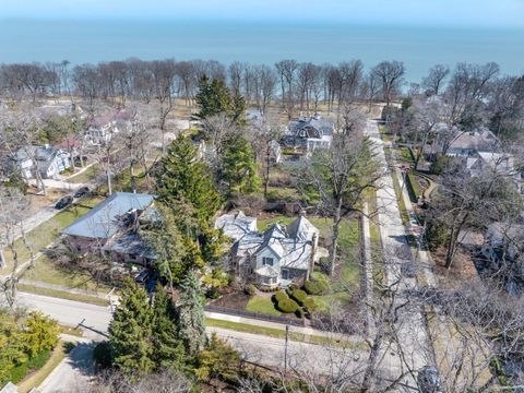 Tiny photo for 333 Simpson Street, Lake Bluff, IL 60044 (MLS # 12554005)