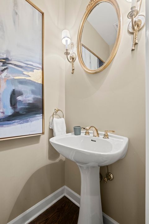 Tiny photo for 333 Simpson Street, Lake Bluff, IL 60044 (MLS # 12554005)