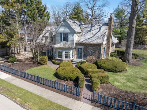 Tiny photo for 333 Simpson Street, Lake Bluff, IL 60044 (MLS # 12554005)