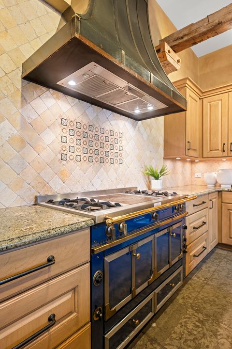 Tiny photo for 333 Simpson Street, Lake Bluff, IL 60044 (MLS # 12554005)