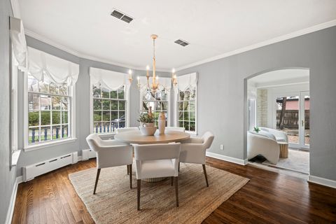 Tiny photo for 333 Simpson Street, Lake Bluff, IL 60044 (MLS # 12554005)