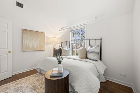 Tiny photo for 333 Simpson Street, Lake Bluff, IL 60044 (MLS # 12554005)