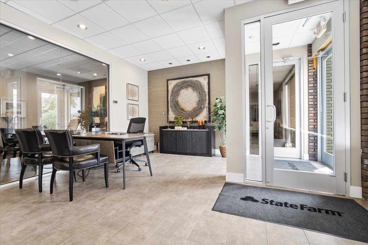 2405 E Washington Street