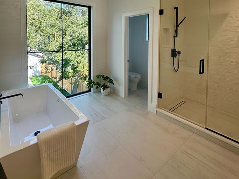 Tiny photo for 410 Prairie Avenue, Wilmette, IL 60091 (MLS # 12466672)