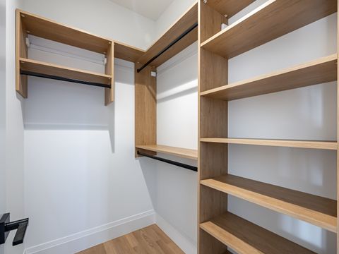 Tiny photo for 410 Prairie Avenue, Wilmette, IL 60091 (MLS # 12466672)