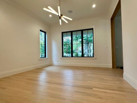 Tiny photo for 410 Prairie Avenue, Wilmette, IL 60091 (MLS # 12466672)