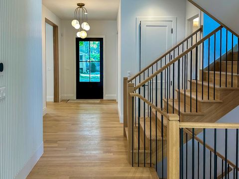 Tiny photo for 410 Prairie Avenue, Wilmette, IL 60091 (MLS # 12466672)