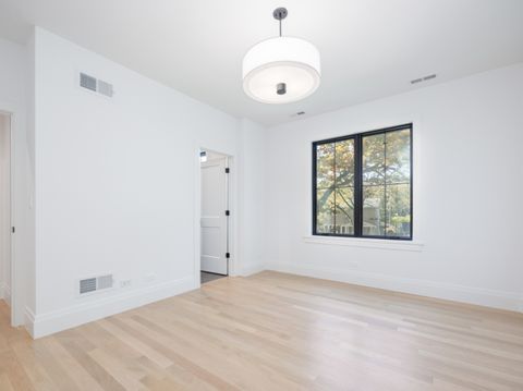 Tiny photo for 410 Prairie Avenue, Wilmette, IL 60091 (MLS # 12466672)