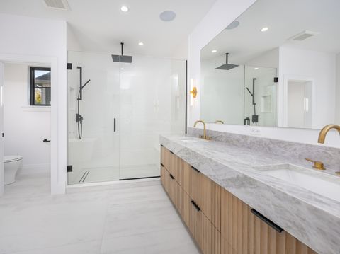 Tiny photo for 410 Prairie Avenue, Wilmette, IL 60091 (MLS # 12466672)