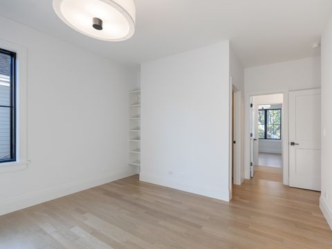 Tiny photo for 410 Prairie Avenue, Wilmette, IL 60091 (MLS # 12466672)