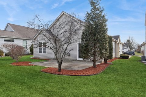 Tiny photo for 45 W Vandermeer Drive, Antioch, IL 60002 (MLS # 12581641)