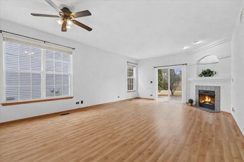 Tiny photo for 45 W Vandermeer Drive, Antioch, IL 60002 (MLS # 12581641)