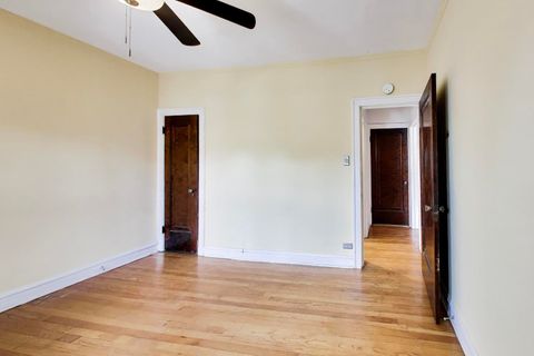 Tiny photo for 530 WASHINGTON Boulevard #1W, Oak Park, IL 60302 (MLS # 12610079)