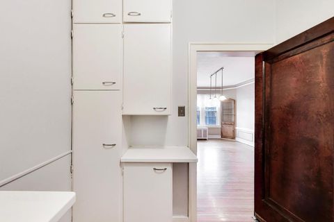 Tiny photo for 530 WASHINGTON Boulevard #1W, Oak Park, IL 60302 (MLS # 12610079)