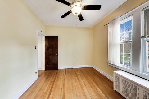 Tiny photo for 530 WASHINGTON Boulevard #1W, Oak Park, IL 60302 (MLS # 12610079)