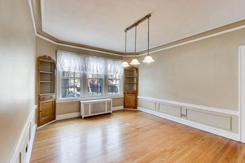 Tiny photo for 530 WASHINGTON Boulevard #1W, Oak Park, IL 60302 (MLS # 12610079)