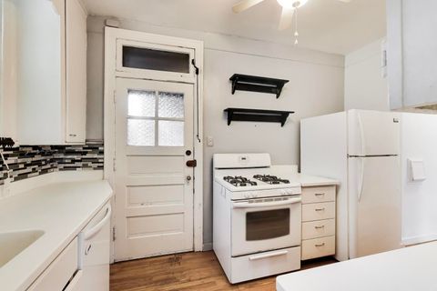 Tiny photo for 530 WASHINGTON Boulevard #1W, Oak Park, IL 60302 (MLS # 12610079)