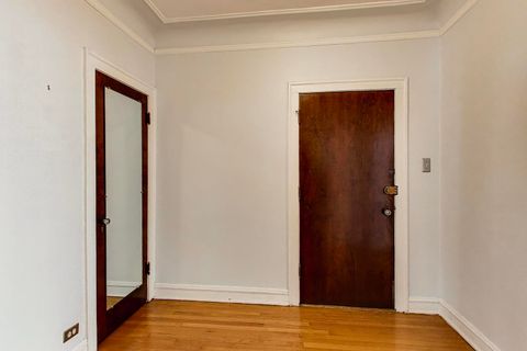 Tiny photo for 530 WASHINGTON Boulevard #1W, Oak Park, IL 60302 (MLS # 12610079)