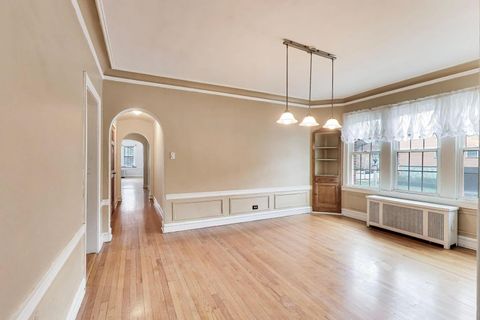 Tiny photo for 530 WASHINGTON Boulevard #1W, Oak Park, IL 60302 (MLS # 12610079)