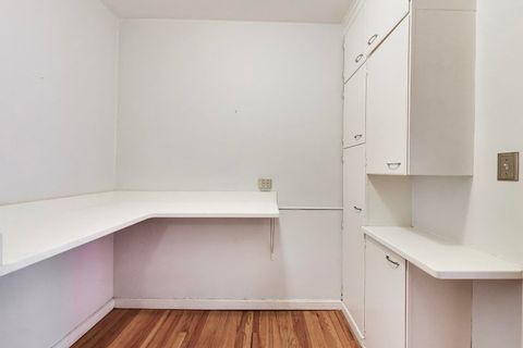 Tiny photo for 530 WASHINGTON Boulevard #1W, Oak Park, IL 60302 (MLS # 12610079)