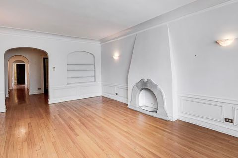 Tiny photo for 530 WASHINGTON Boulevard #1W, Oak Park, IL 60302 (MLS # 12610079)