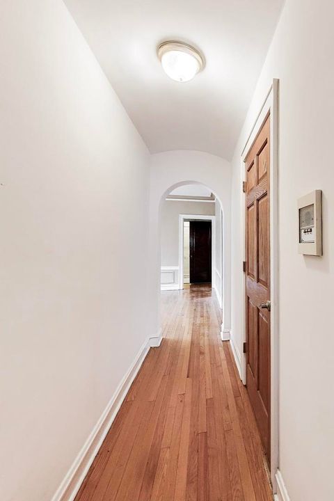 Tiny photo for 530 WASHINGTON Boulevard #1W, Oak Park, IL 60302 (MLS # 12610079)