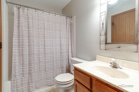 Tiny photo for 3020 Max Court, Island Lake, IL 60042 (MLS # 12628848)
