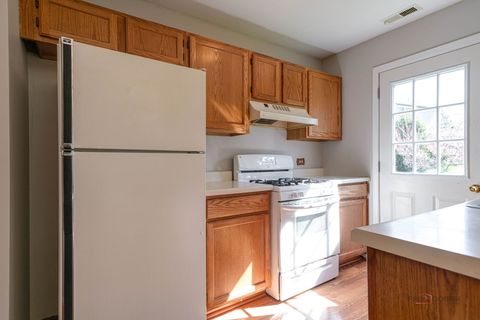 Tiny photo for 3020 Max Court, Island Lake, IL 60042 (MLS # 12628848)