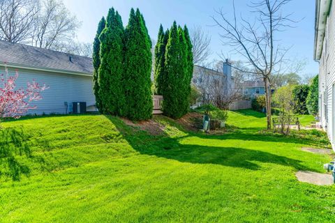 Tiny photo for 3020 Max Court, Island Lake, IL 60042 (MLS # 12628848)