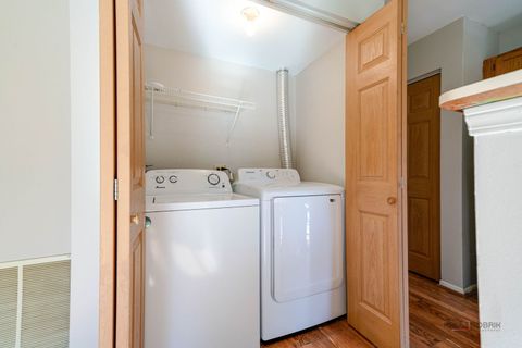 Tiny photo for 3020 Max Court, Island Lake, IL 60042 (MLS # 12628848)