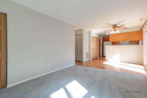 Tiny photo for 3020 Max Court, Island Lake, IL 60042 (MLS # 12628848)