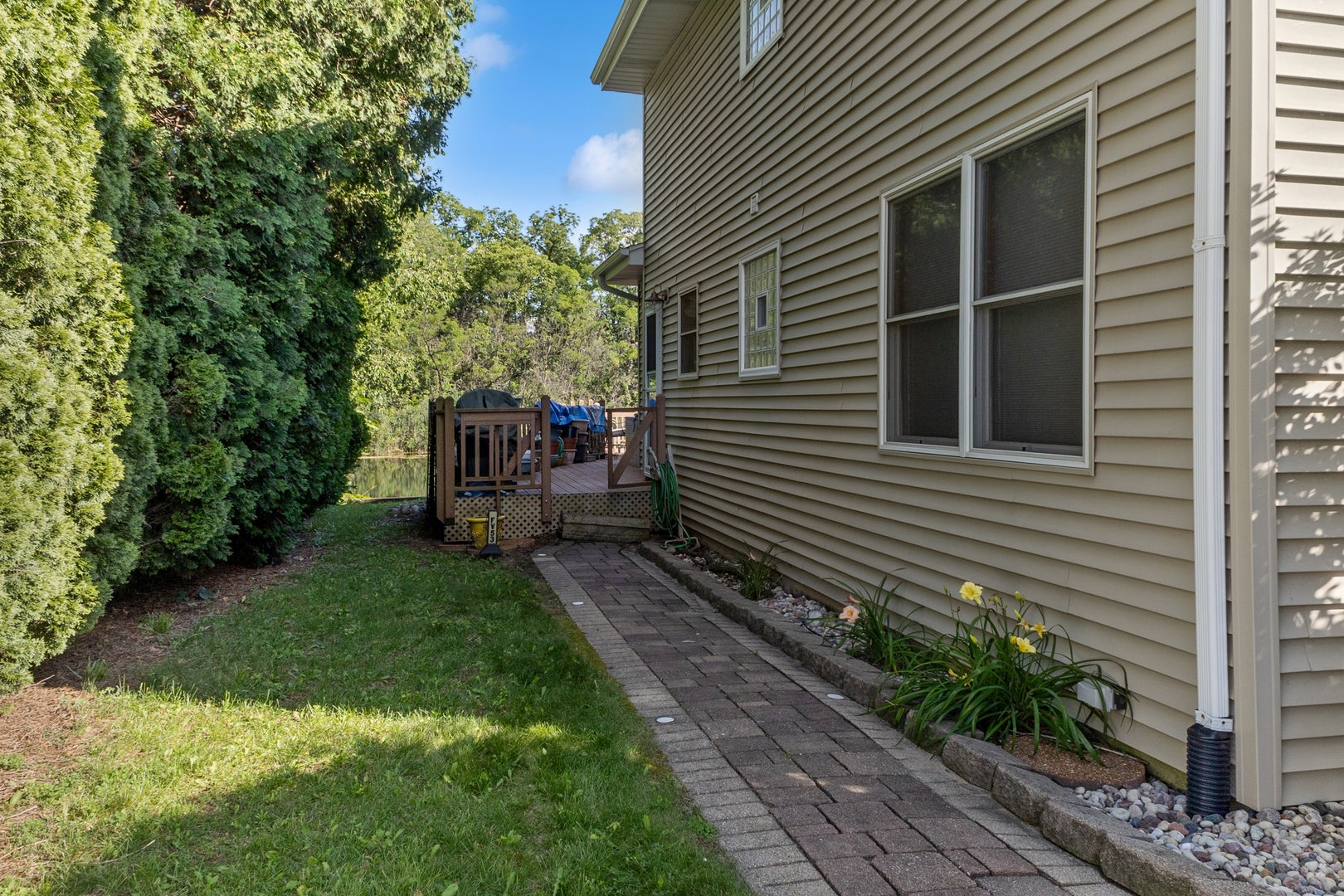 53 LARGEMOUTH Lane