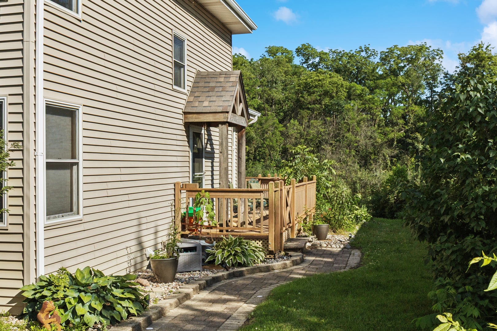 53 LARGEMOUTH Lane