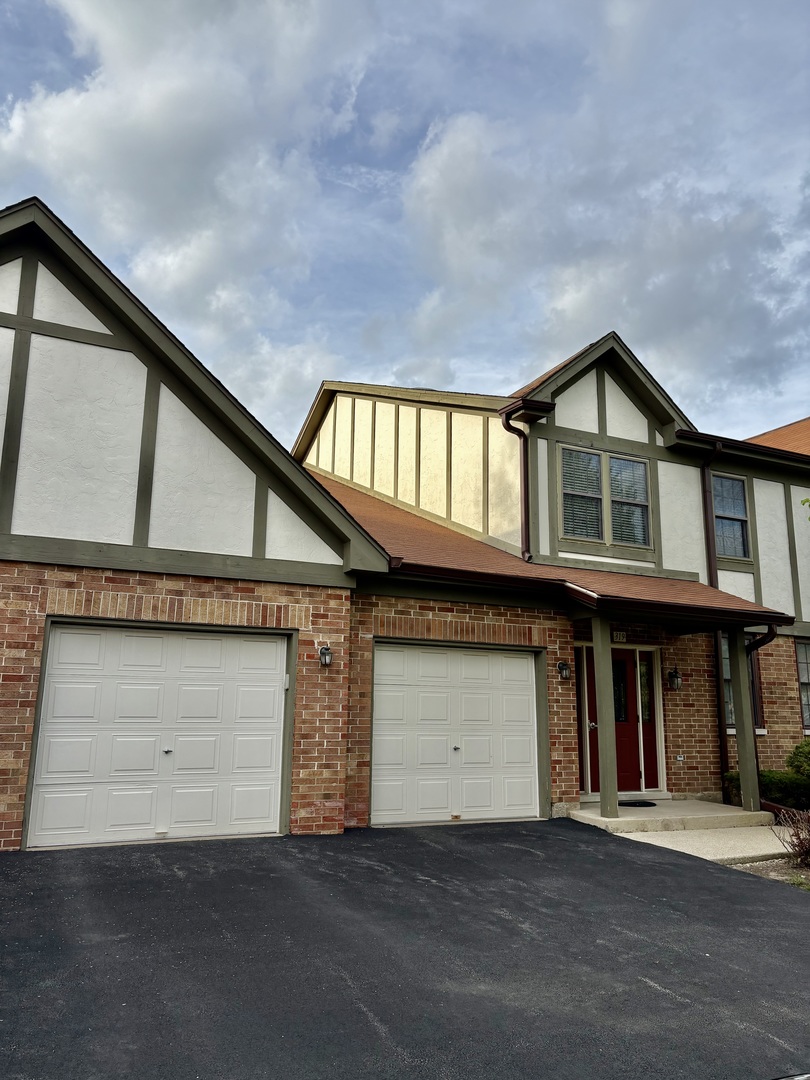 319 Deer Glen Way 2C